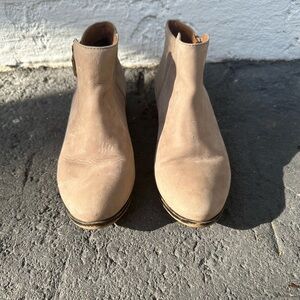 ALDO booties, nude color, size 7.5 US , condition: Fair